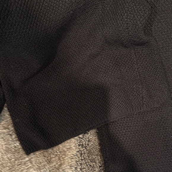 Black Button-Up Lounge Set - Picture 7 of 7